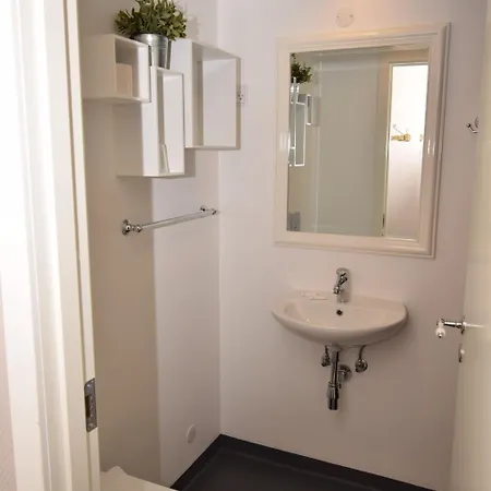 بيت شباب Danhostel *