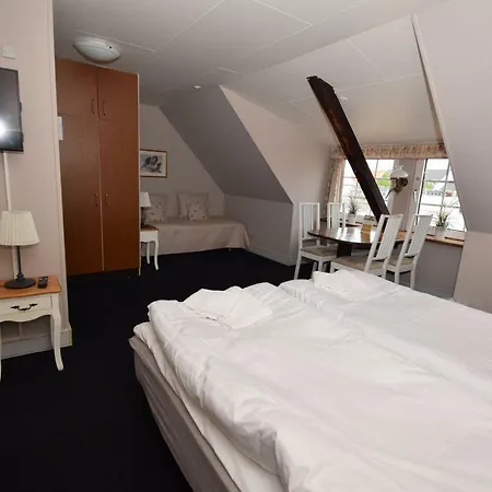 Danhostel *